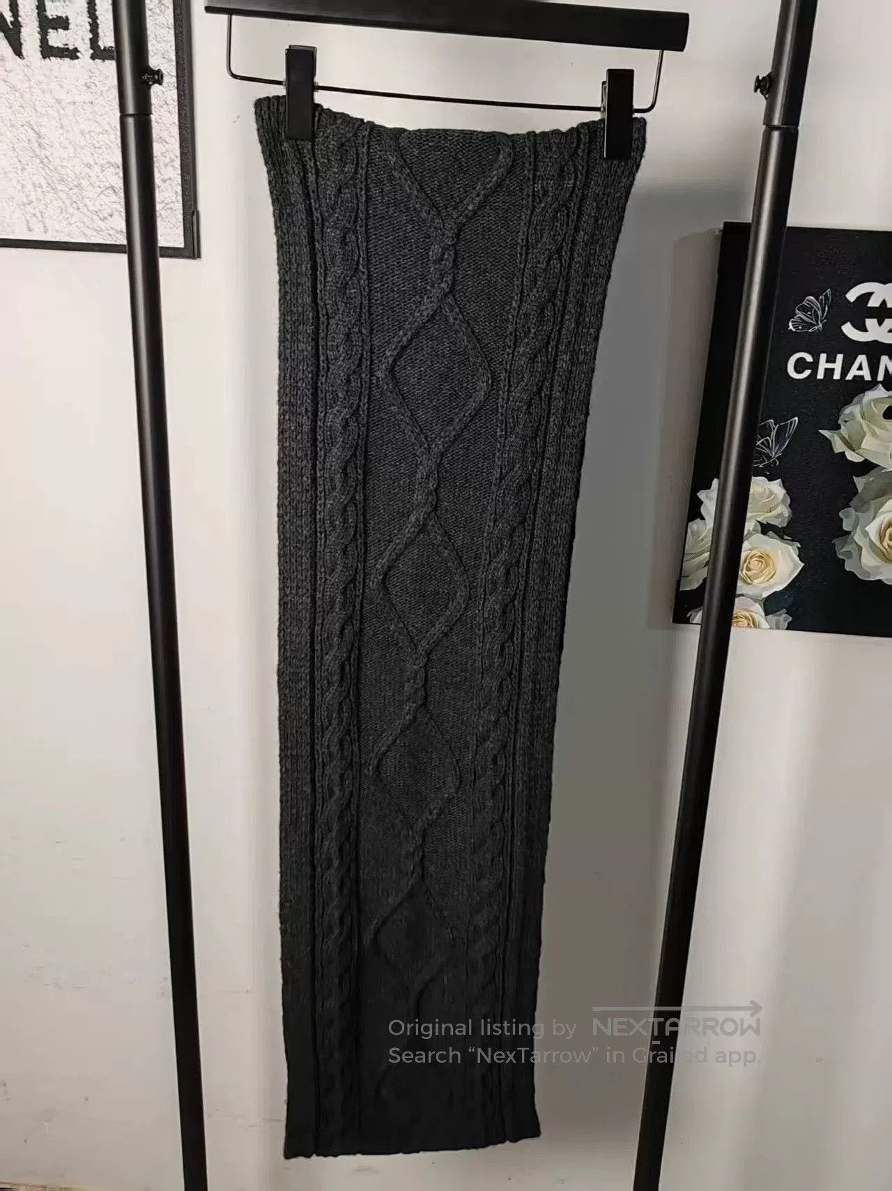 Louis Vuitton Authentic LV Wool Scarf in Black. Size ONE SIZE - 1 Thumbnail