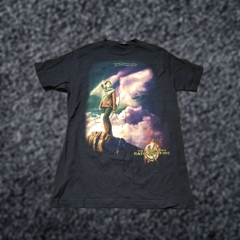 Tultex Mens M The Hunger Games Catching Fire 2013 T Shirt Movie Size US M / EU 48-50 / 2 - 1 Thumbnail