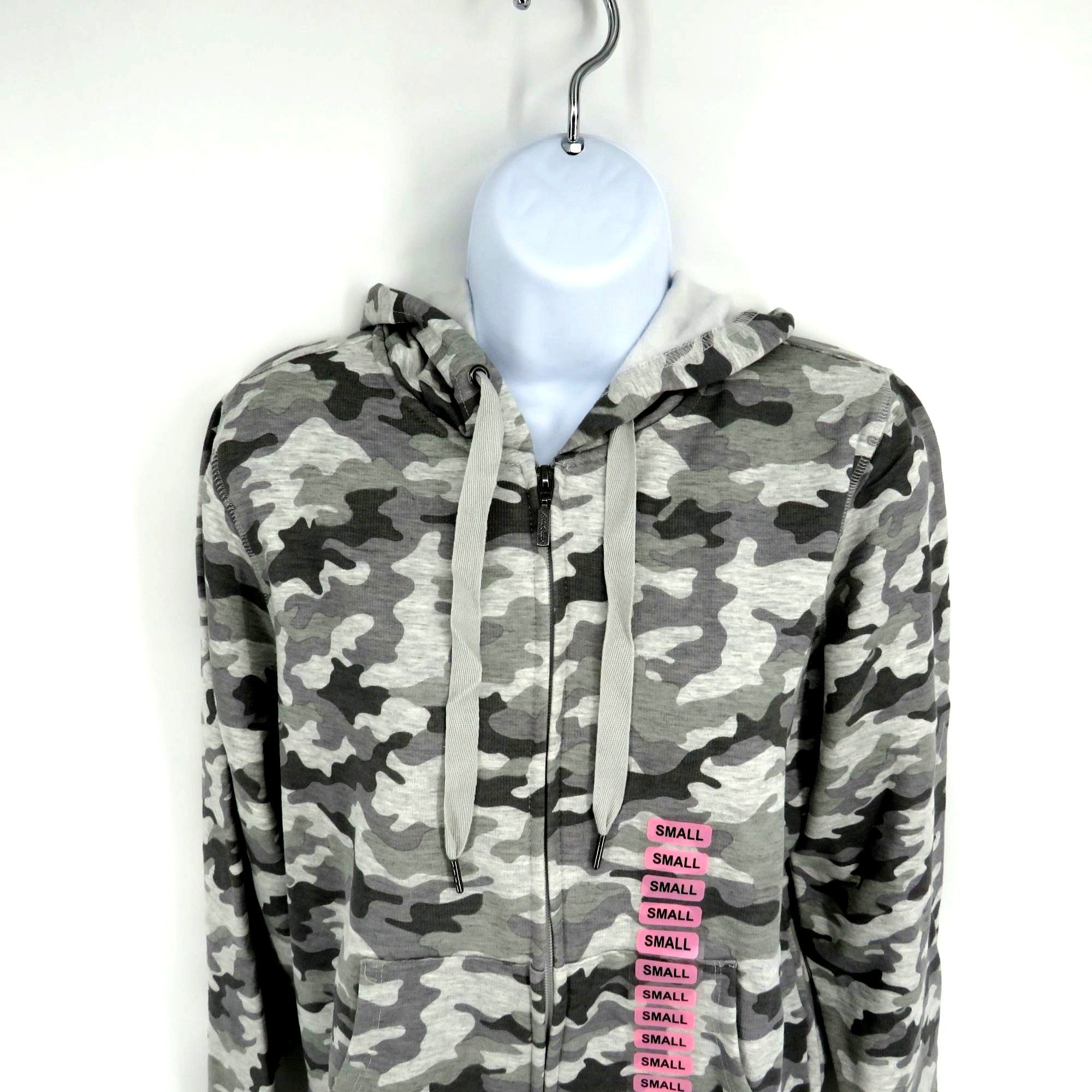 Eddie Bauer Eddie Bauer Gray Camo Fleece Lounge Hoodie Small NWT $60.00 Size S / US 4 / IT 40 - 3 Thumbnail