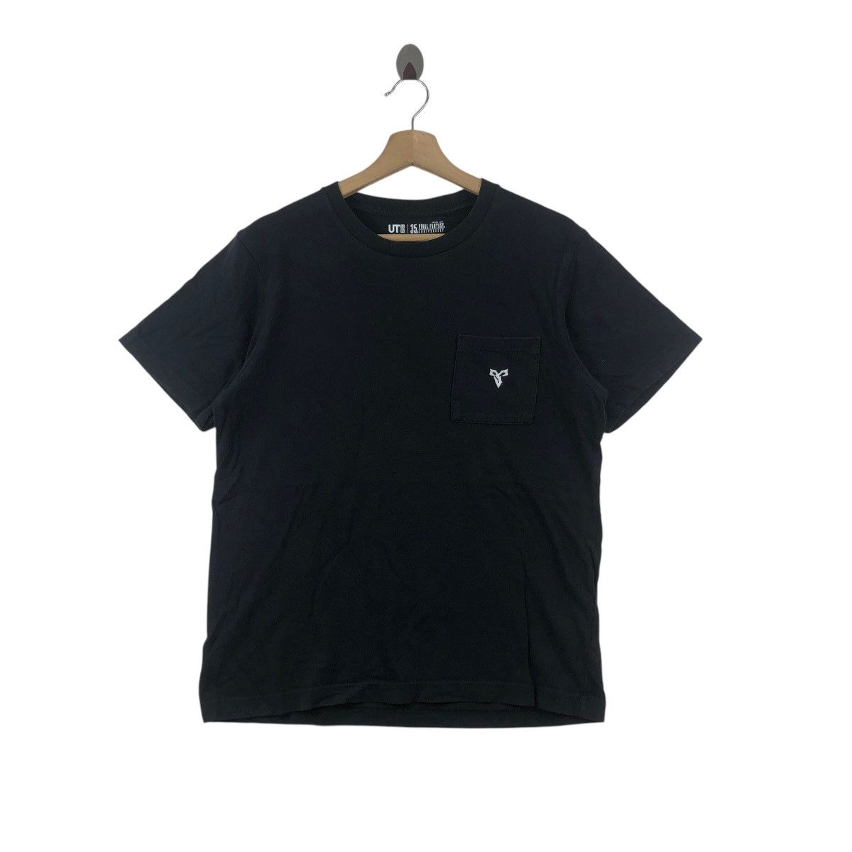Uniqlo FINAL FANTASY X UNIQLO 35th Anniversary Games Tee Shirt Size US M / EU 48-50 / 2 - 1 Thumbnail