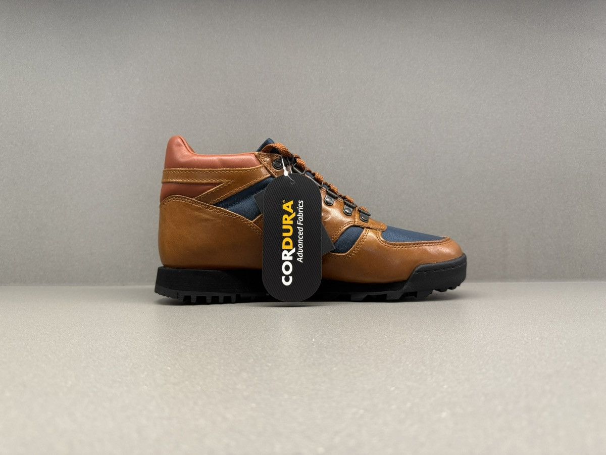 New Balance New Balance Rainier Glazed Ginger Size US 8.5 / EU 41-42 - 6 Thumbnail