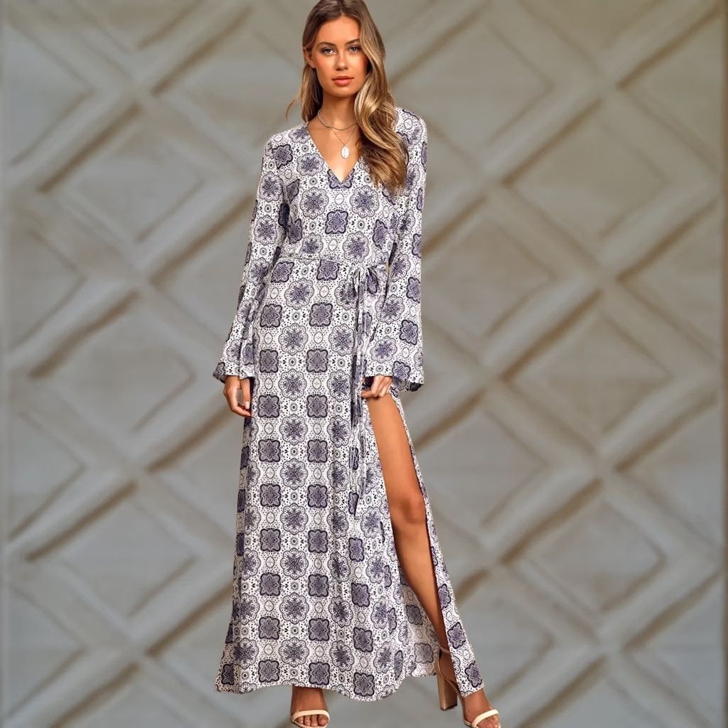 Lulus Lulus Medallion Boho Bell Long Sleeve Maxi Dress Womens XS Blue White High Slit Size XS / US 0-2 / IT 36-38 - 1 Thumbnail