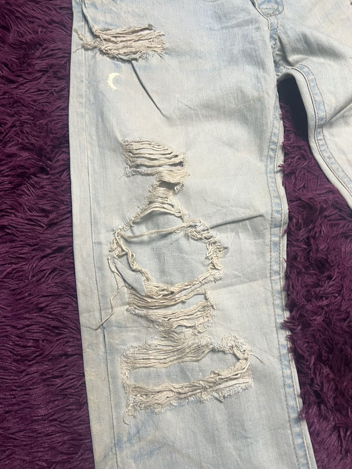 TROVE Archive TROVE Japanese Brand Distressed Light Wash Denim(45) Size US 34 / EU 50 - 5 Thumbnail
