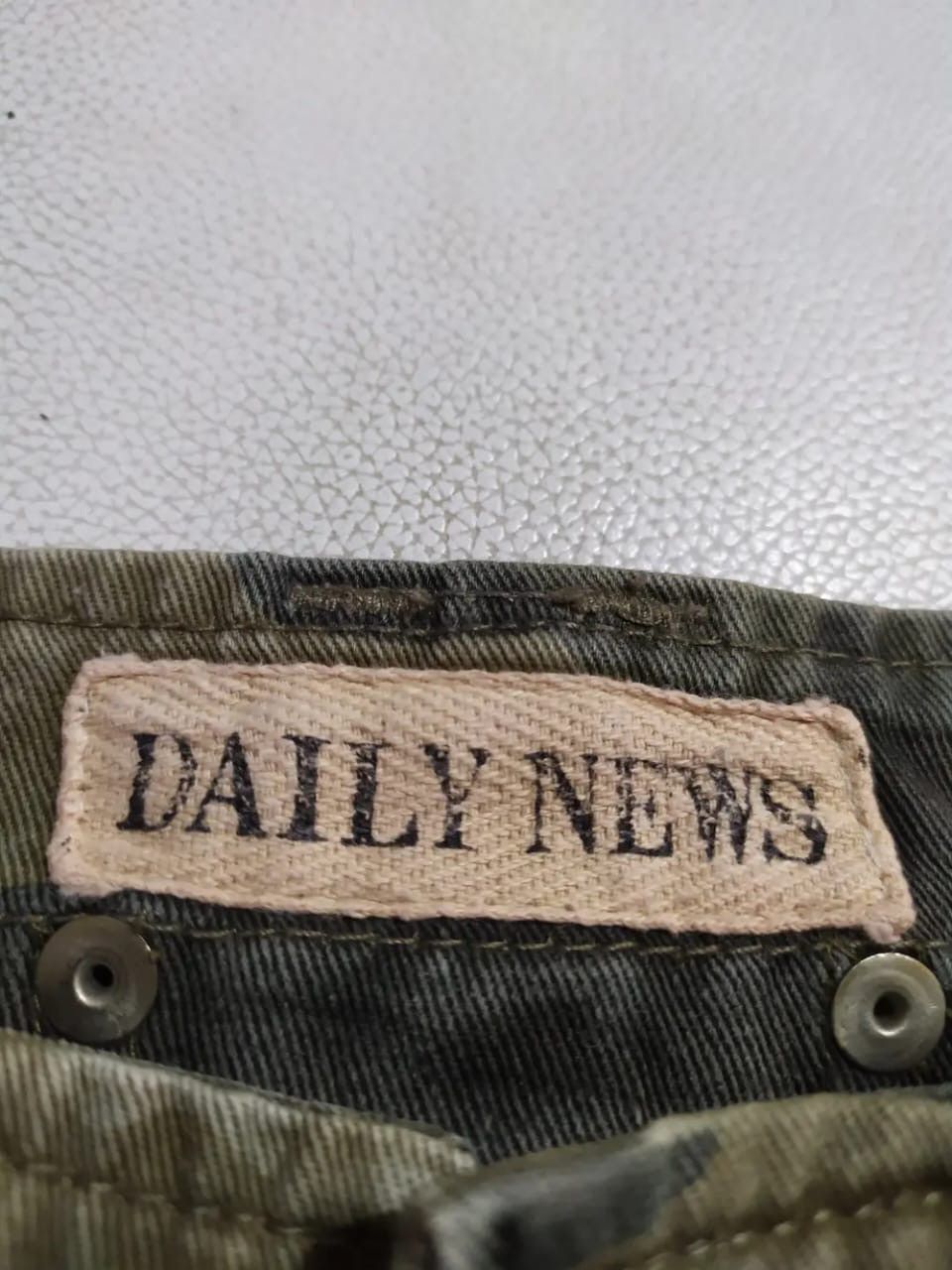 Japanese Brand Daily News Cargo Multipocket Camo Flared Pants Size US 29 - 7 Thumbnail
