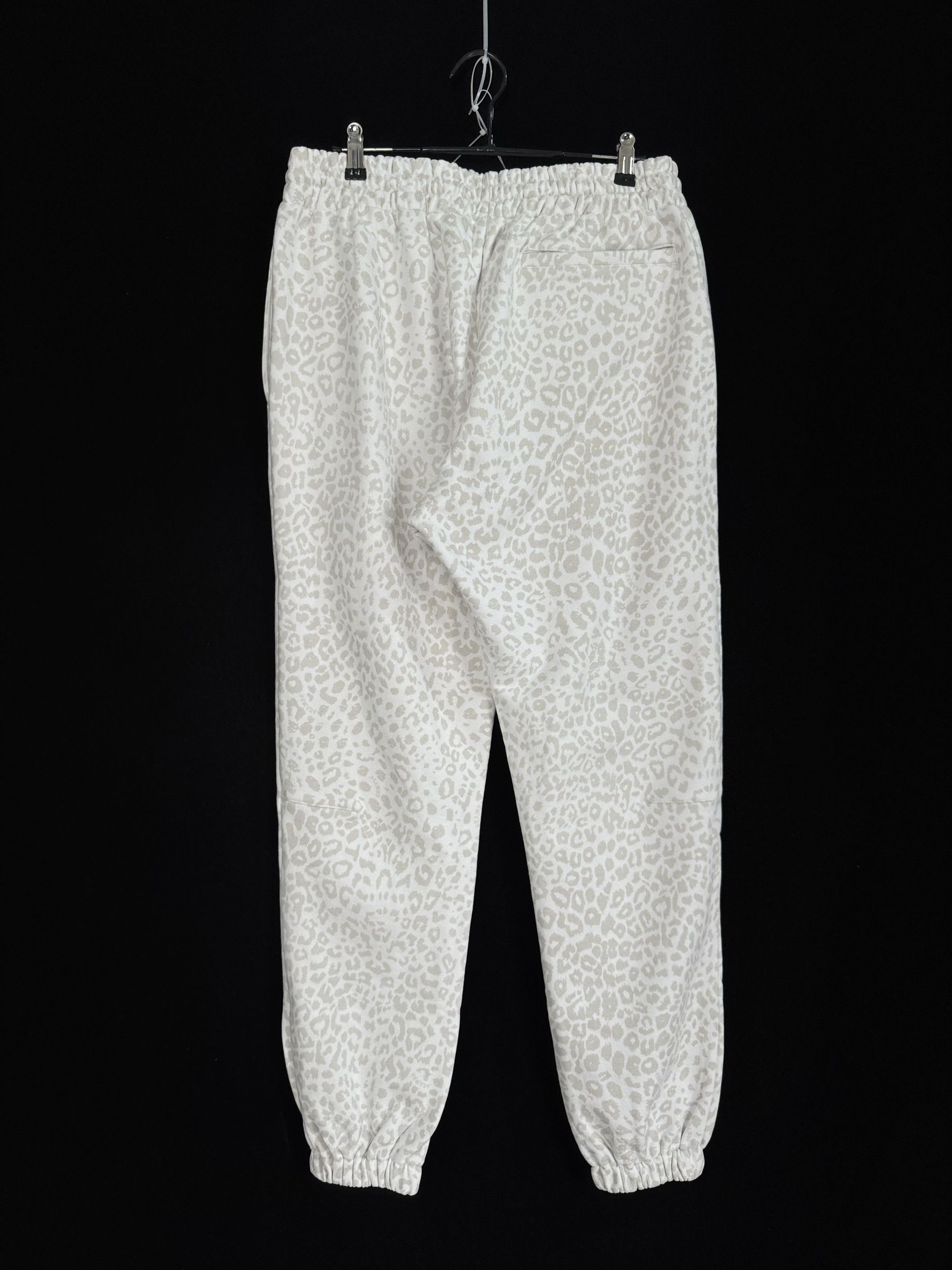 Stampd UNWORN* Faded Leopard Print Joggers Gothic Font SIZE L Size US 34 / EU 50 - 4 Thumbnail