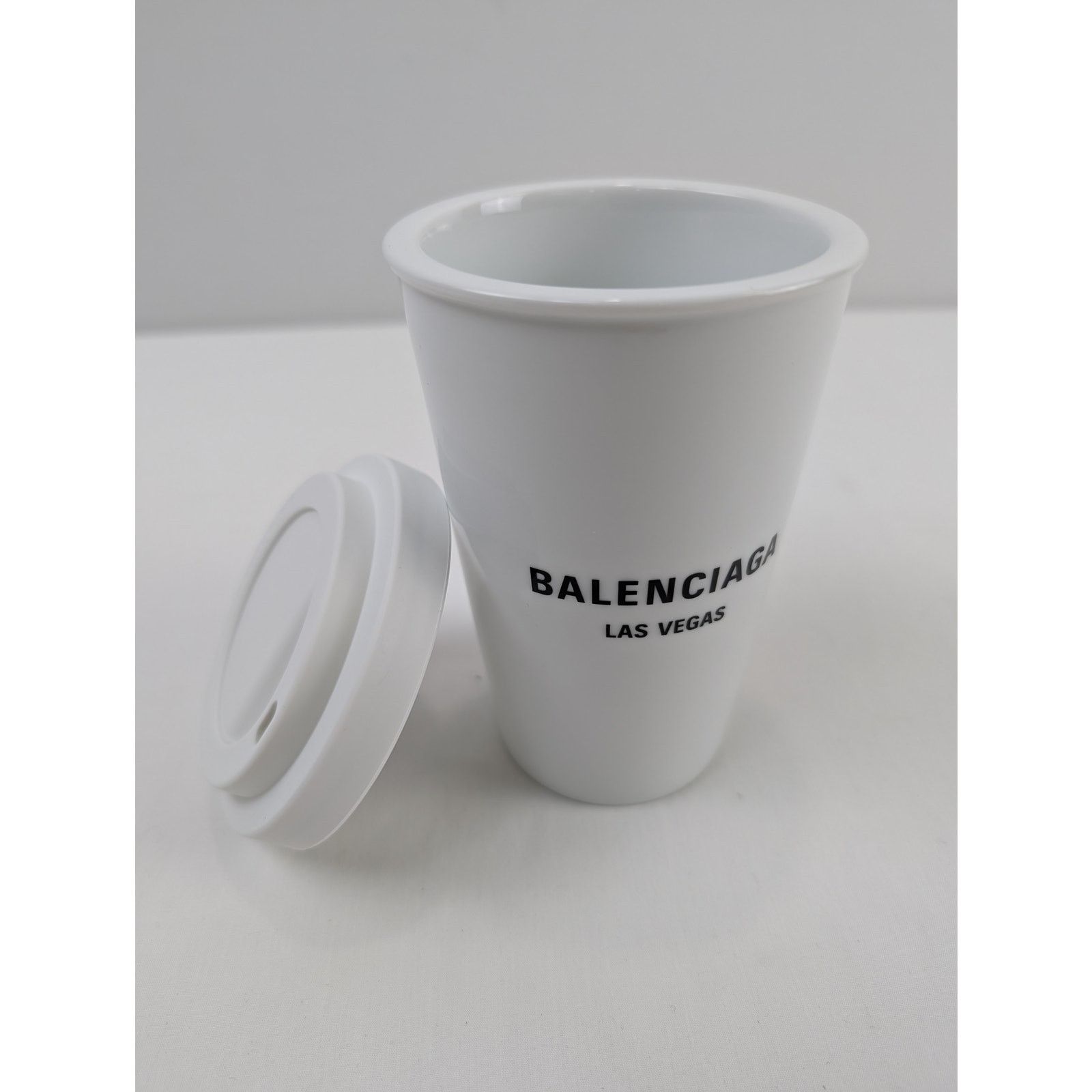 Balenciaga o1rshd1 Size: OS / Las Vegas Porcelain Coffee Cup in White Size ONE SIZE - 5 Thumbnail