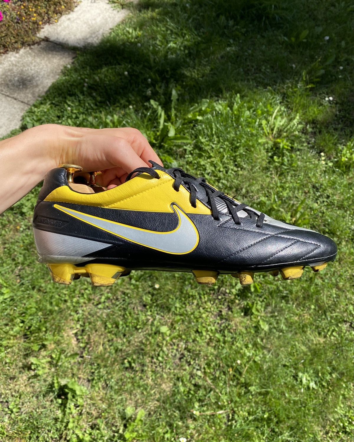 Nike × Vintage Nike Total 90 T90 Laser IV FG Pro men’s soccer cleats Size US 10 / EU 43 - 4 Thumbnail