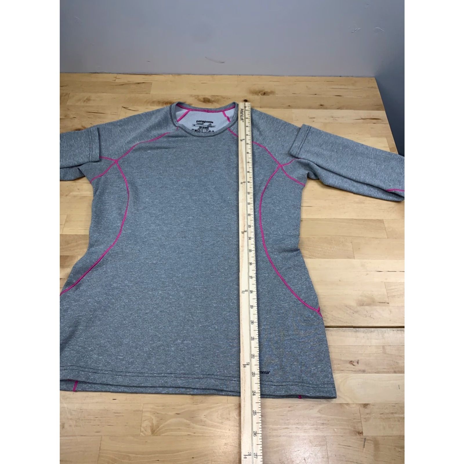 Patagonia Patagonia Capilene 3 Shirt Womens XS Gray Long Sleeve Midweight Camp Hike Size XS / US 0-2 / IT 36-38 - 3 Thumbnail