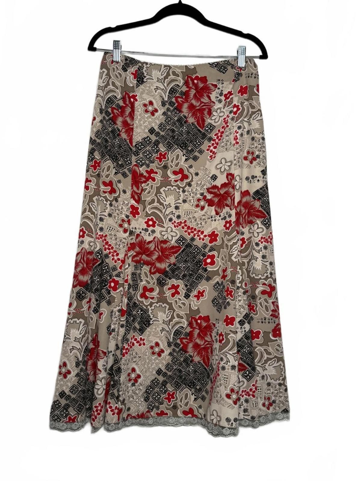 Other Cute Floral Patterned Long A-Line Skirt with Lace Trim Size 36" / US 14 / IT 50 - 1 Thumbnail