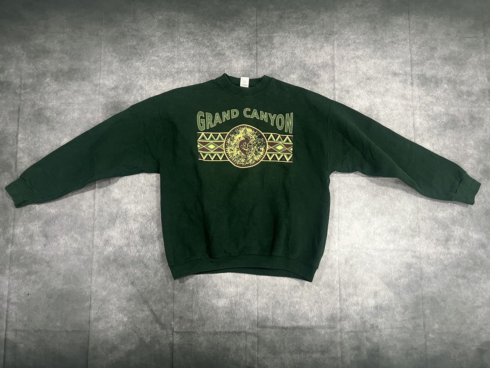 Fruit Of The Loom Grand Canyon Mens Crewneck Size US XL / EU 56 / 4 - 1 Thumbnail