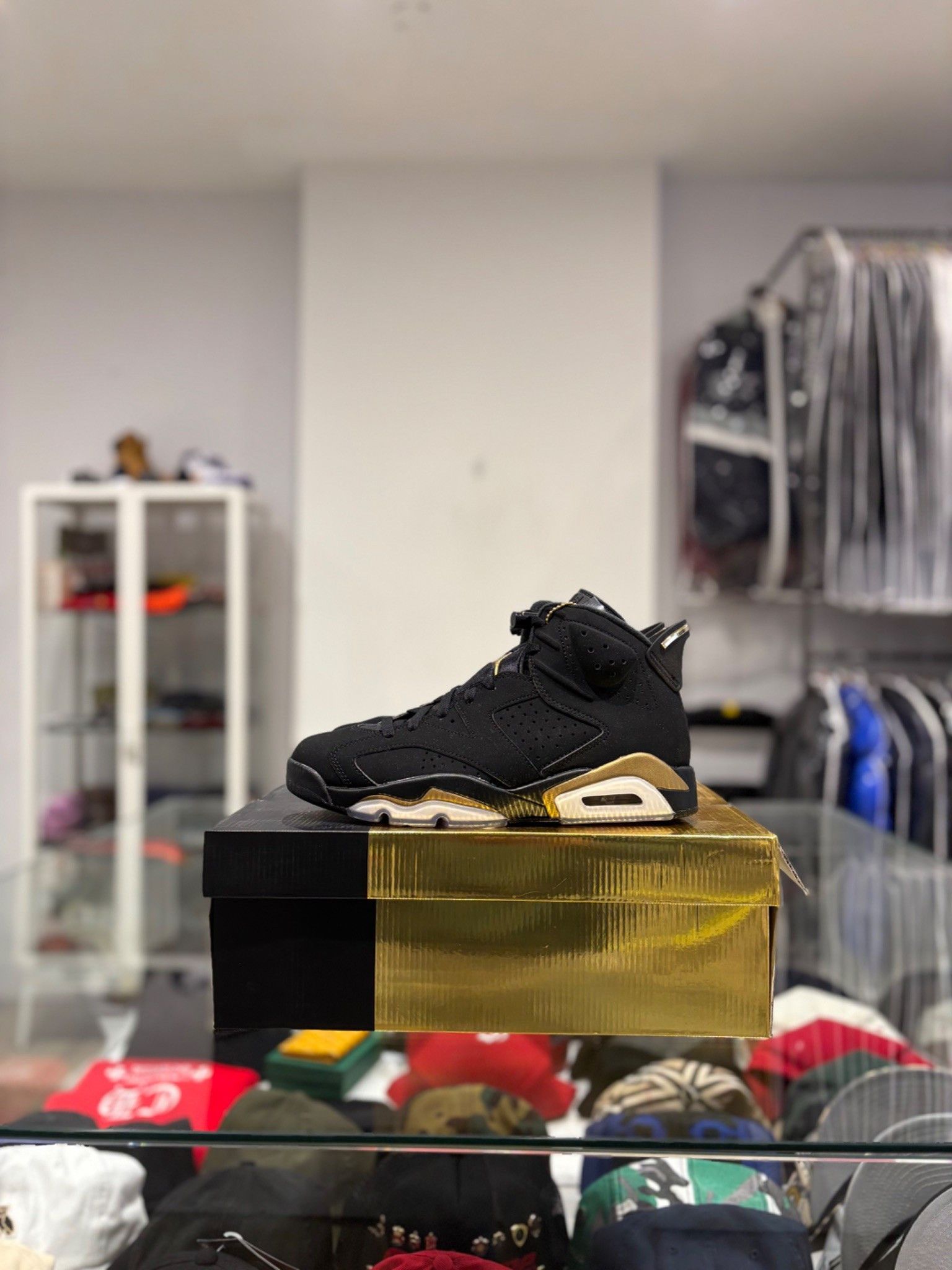 Jordan Brand Jordan 6 DMP (2020) Size US 8 / EU 41 - 2 Thumbnail