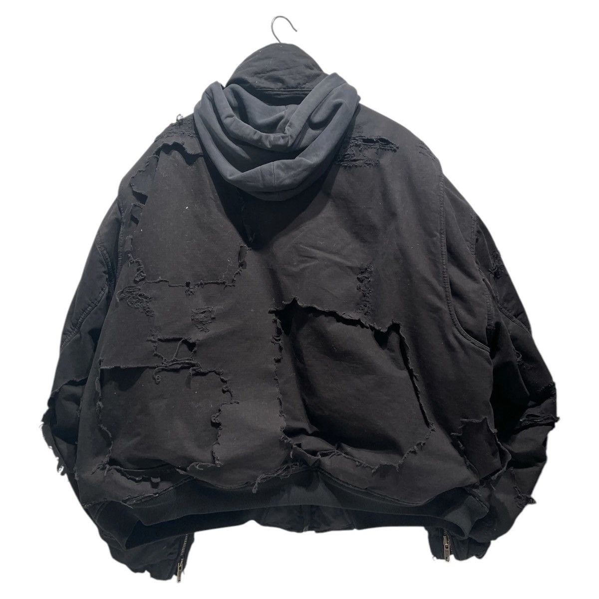 Balenciaga Balenciaga SS22 Destroyed Bomber Jacket Size US M / EU 48-50 / 2 - 2 Thumbnail