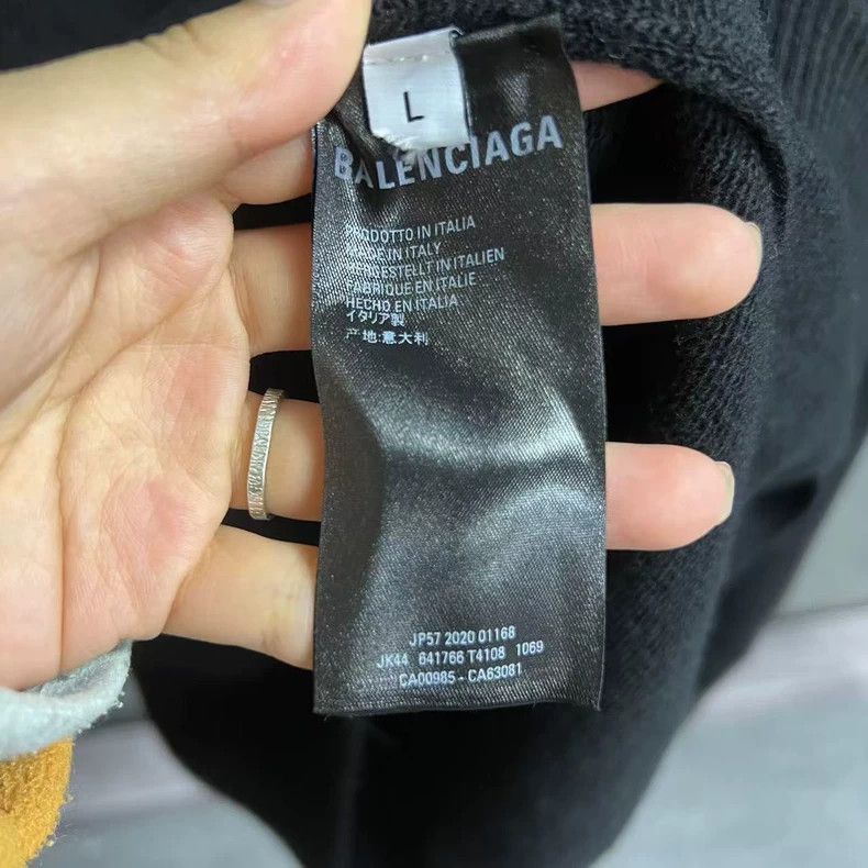 Balenciaga Balenciaga Black Cashmere Logo Sweater from Balenciaga-250 Size US L / EU 52-54 / 3 - 5 Thumbnail