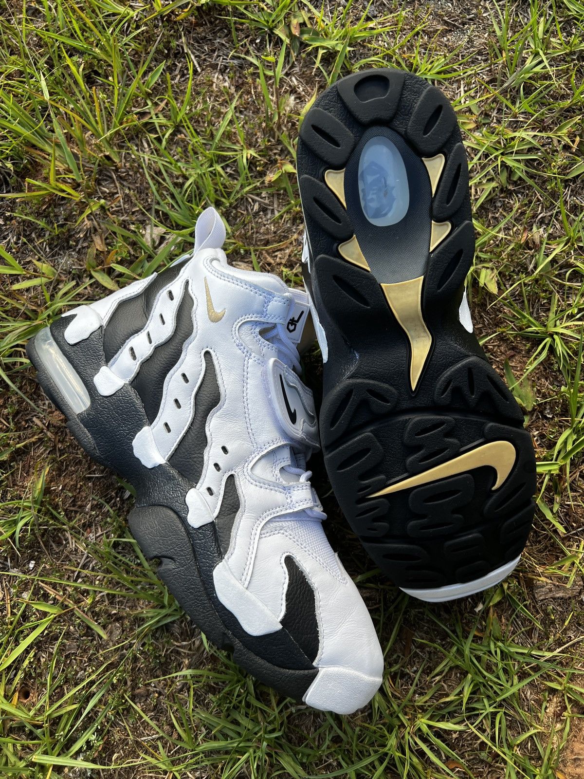Nike CLEAN Nike Size 11.5 Mens Air DT 96 Diamond Colorado Gold Size US 11.5 / EU 44-45 - 8 Thumbnail