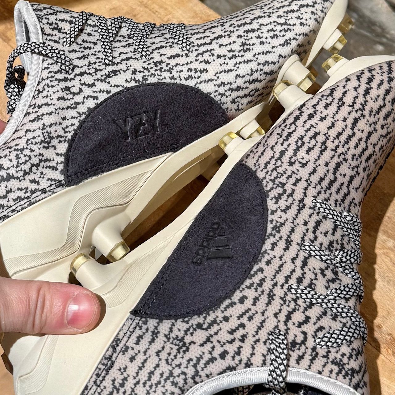 Adidas × Kanye West Adidas YEEZY 350 Turtle Dove American Football Sneakers Size US 9.5 / EU 42-43 - 9 Thumbnail
