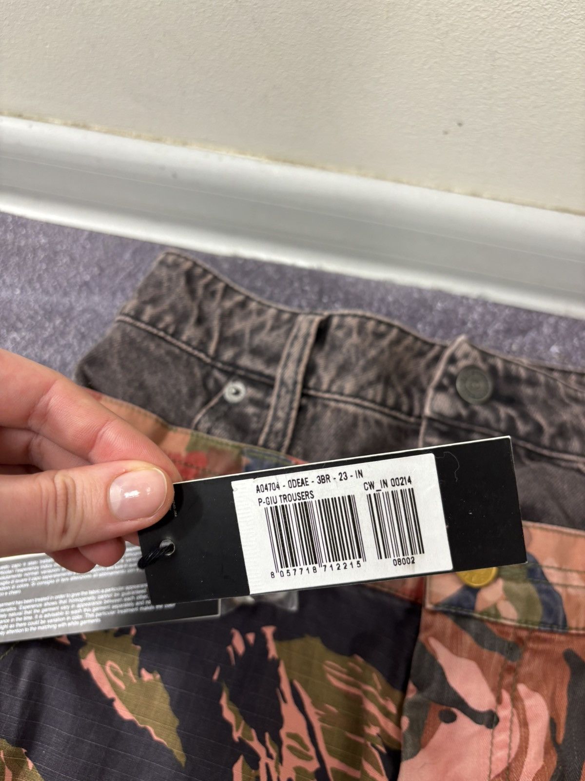 Diesel Diesel P-Giu NWT Women’s Field Camo Double Waist Cargo Pants Size 23" - 9 Thumbnail
