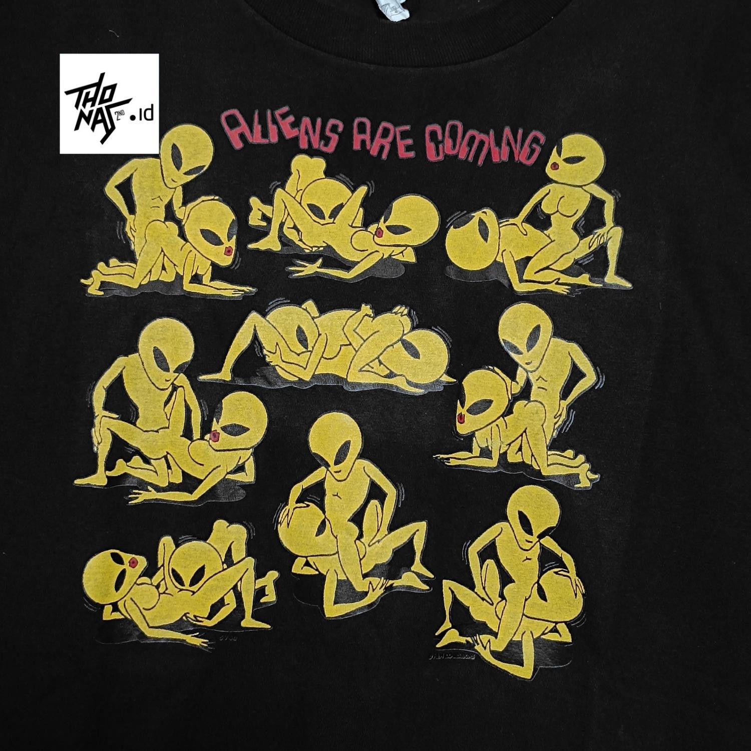 Alien Workshop 🔥RARE🔥 90s Aliens Are Coming Sex Orgy Graphic Tee Alstyle Size US L / EU 52-54 / 3 - 1 Thumbnail