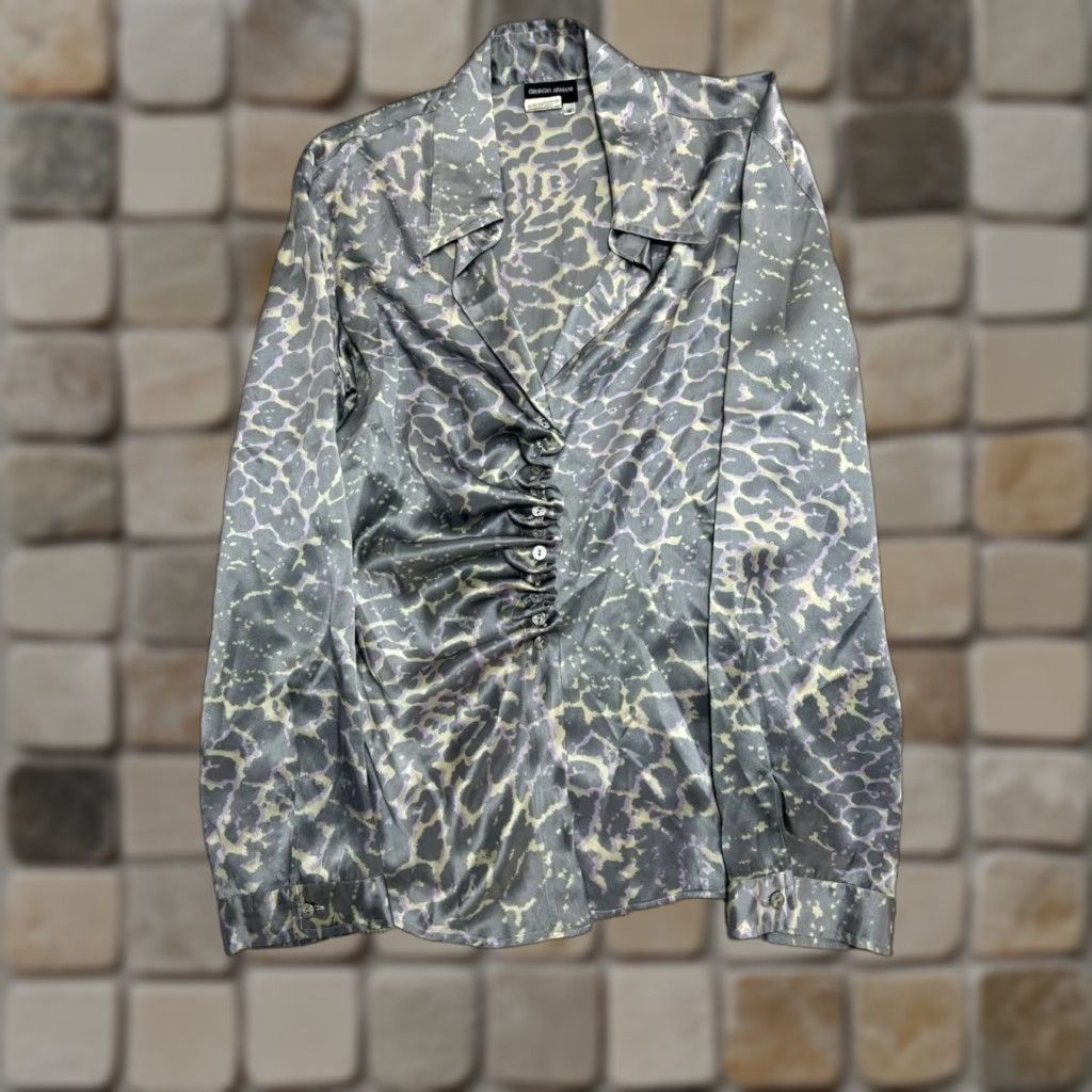 Giorgio Armani Giorgio Armani Blouse Womens 46 Gray Silk Animal Print Casual Size L / US 10 / IT 46 - 1 Thumbnail