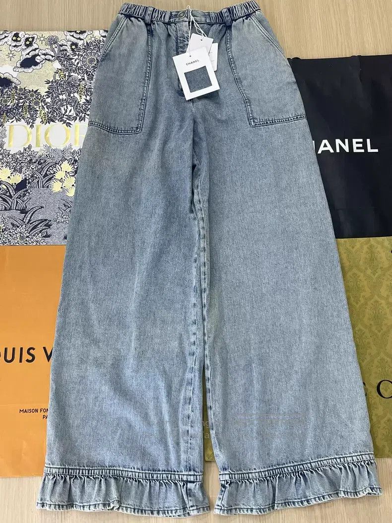 Chanel Chanel Light blue lace jeans Size 24" / US 00 / IT 34 - 1 Thumbnail