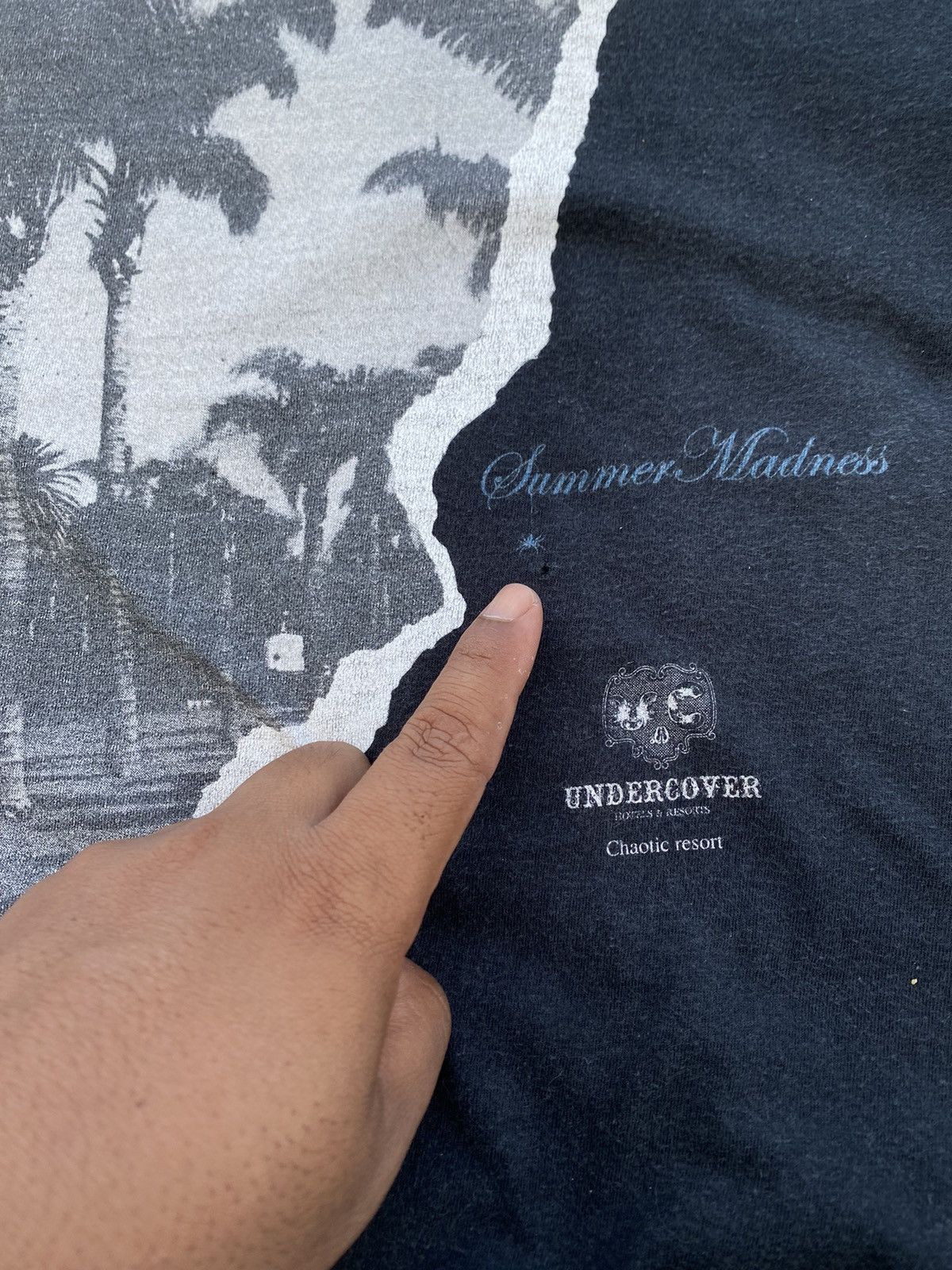 Undercover Rare Undercover Chaotic Resort Summer Madness Tshirt Size US M / EU 48-50 / 2 - 15 Thumbnail