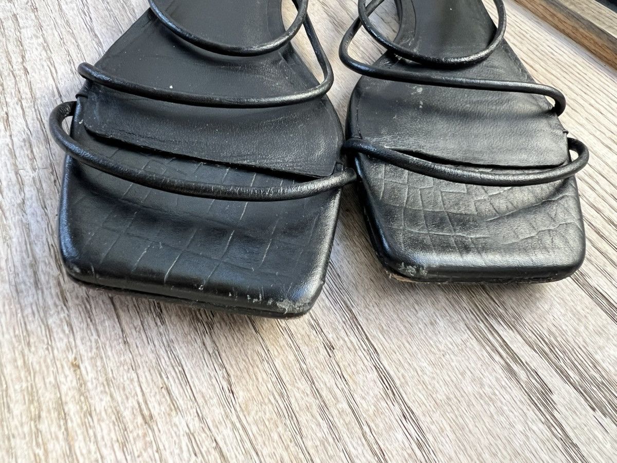St. Agni St. Agni size 40 chic lightweight delicate slides sandals Size US 10 / IT 40 - 4 Thumbnail