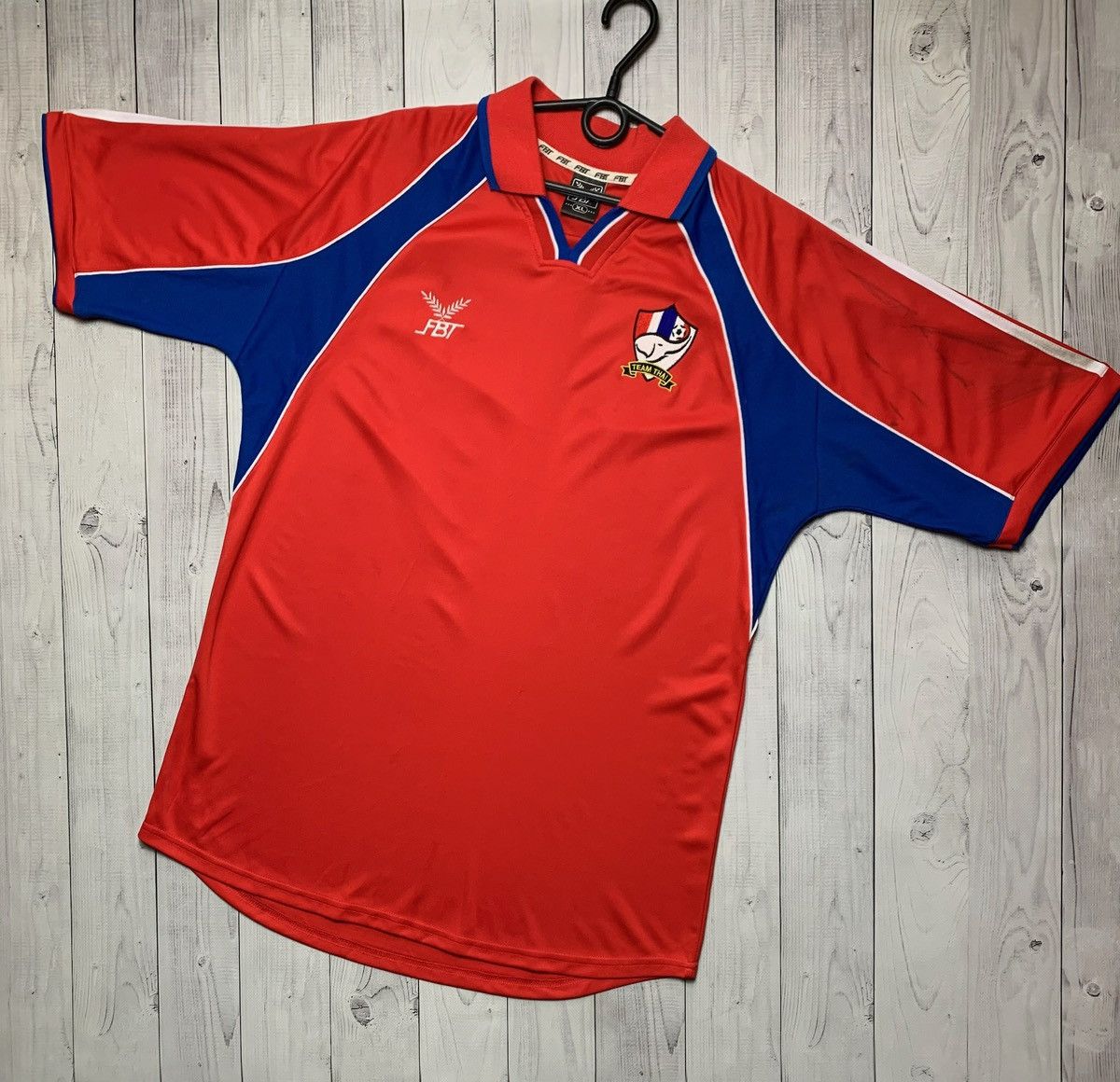 Vintage Thailand soccer jersey logo red size XL Size US XL / EU 56 / 4 - 2 Thumbnail