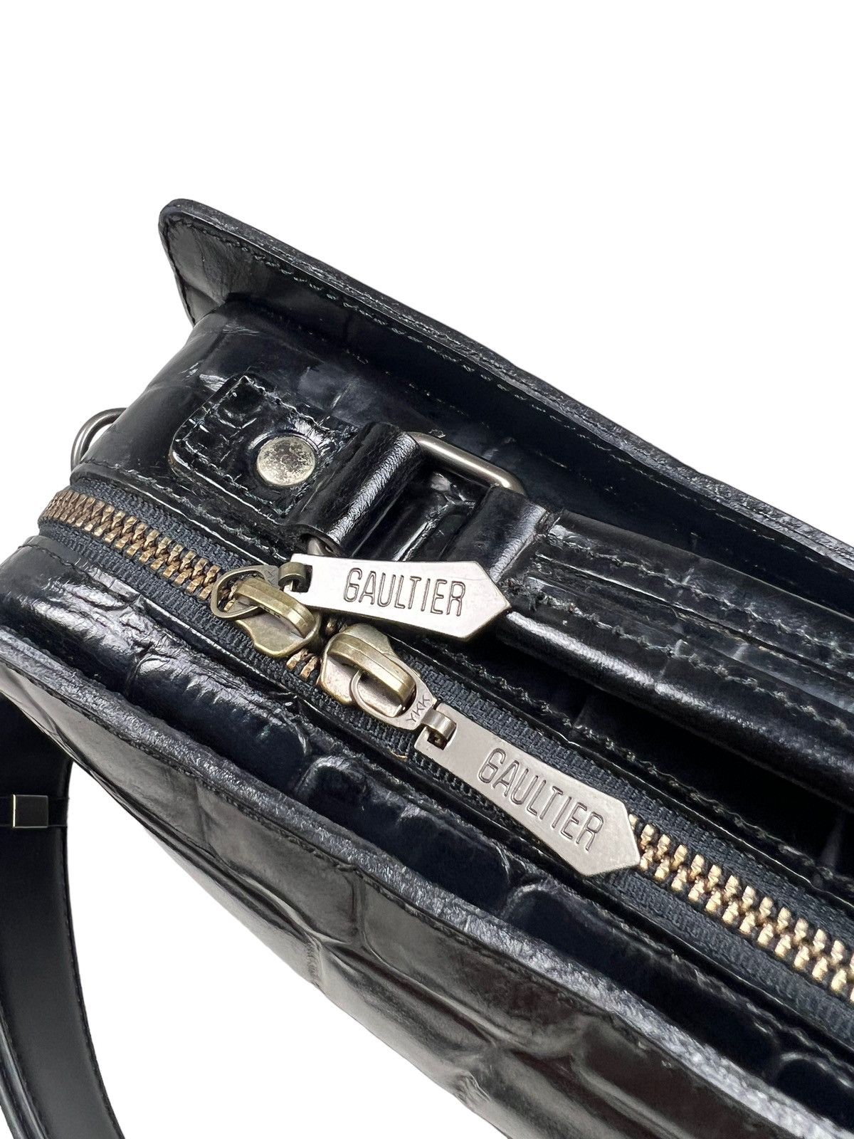 Jean Paul Gaultier Vintage Jean Paul Gaultier Alligator Embossed Sling Bag Size ONE SIZE - 14 Thumbnail