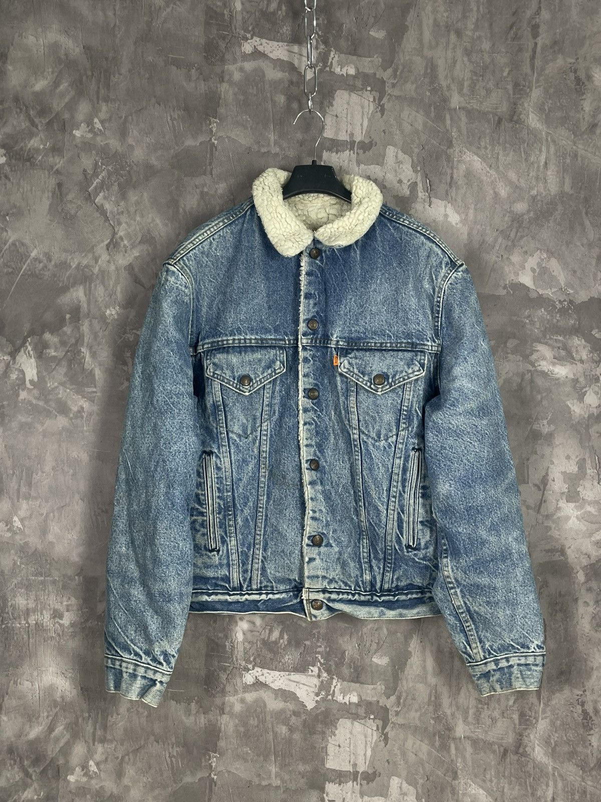 Levi's Vintage Levi’s Sherpa lined Trucker jacket made in Italy Size US L / EU 52-54 / 3 - 1 Thumbnail