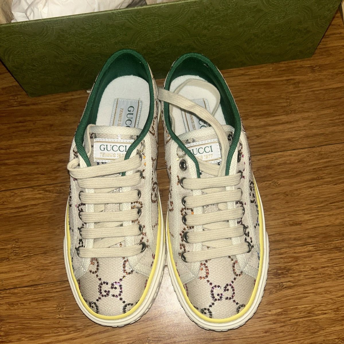 Gucci Gucci Tennis 1977 Stylish Skateboarding Shoes Silver White Size US 4.5 / IT 34.5 - 6 Thumbnail