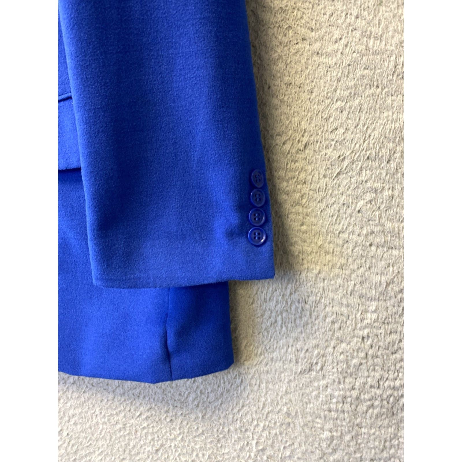 Vintage Cordovan & Grey 3 Button Polyester Blend Jacket Coat Sport Coat Regular Fit Velvet Solid Pattern Men 40 Royal Blue /149-11 40 R Blue Size US XXS / EU 40 - 2 Thumbnail