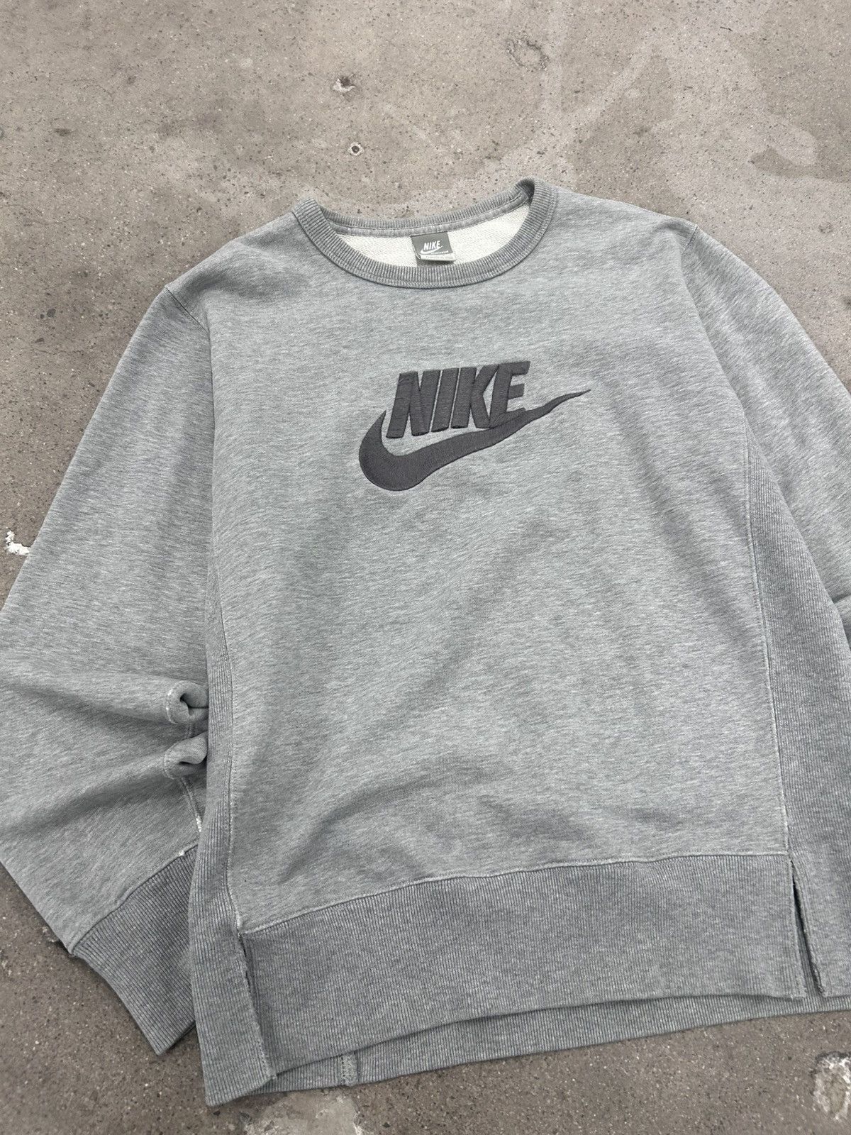 Vintage Vintage Nike Distressed Grey sweatshirt Size US L / EU 52-54 / 3 - 2 Thumbnail