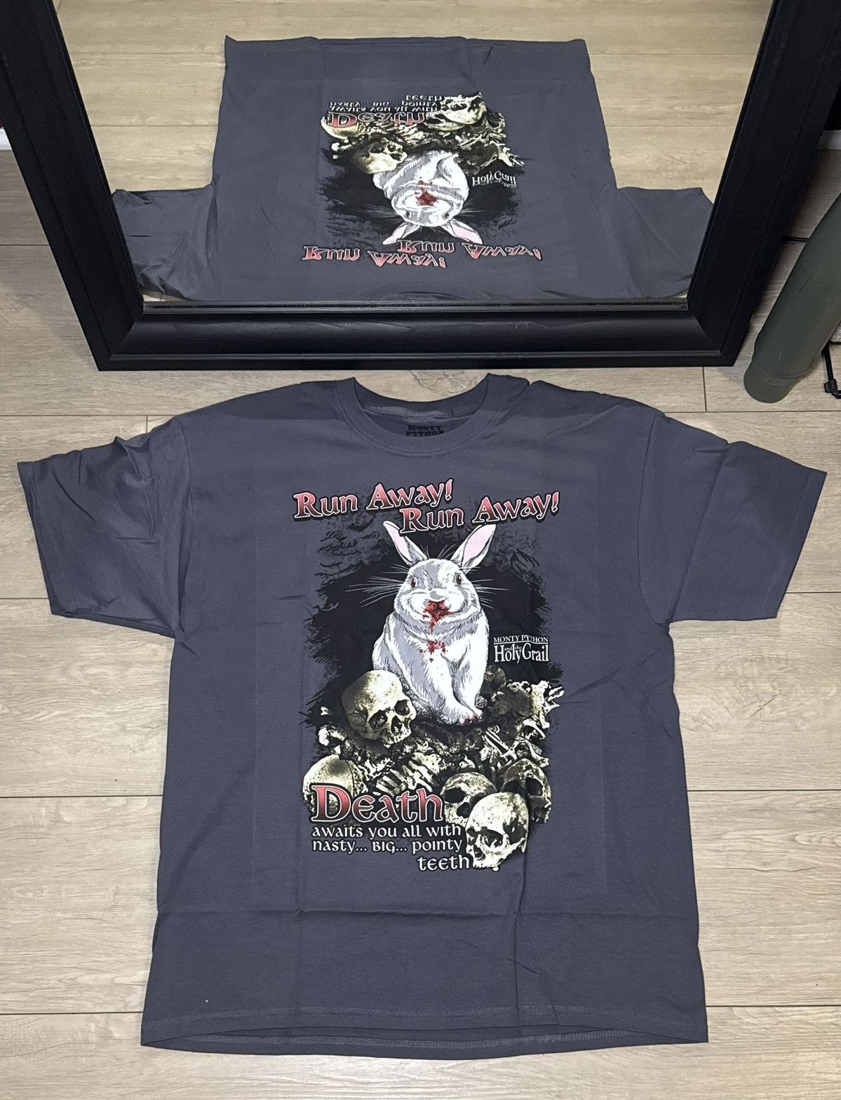 Other New Vintage 2000s Monty Python Run Away! Run Away! Movie Size US XL / EU 56 / 4 - 1 Thumbnail