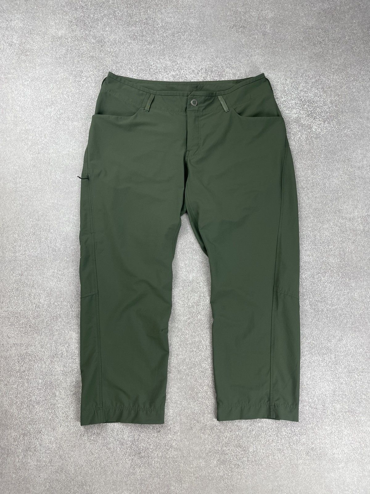 Arc'teryx Arc’teryx Telco Capri Hiking Pants Women’s Size 6 Size 28" / US 6 / IT 42 - 2 Thumbnail