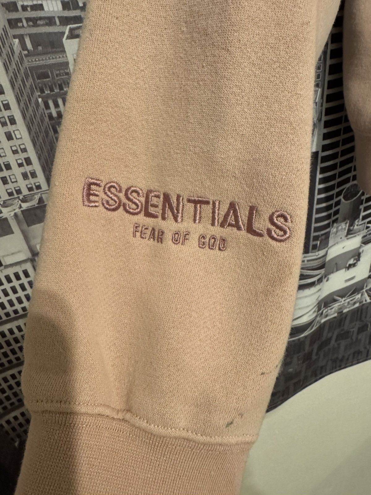 Fear of God 💥OG Fear of God Essentials Graphic Hoodie FW18 Pink SZ LRG Size US L / EU 52-54 / 3 - 6 Thumbnail