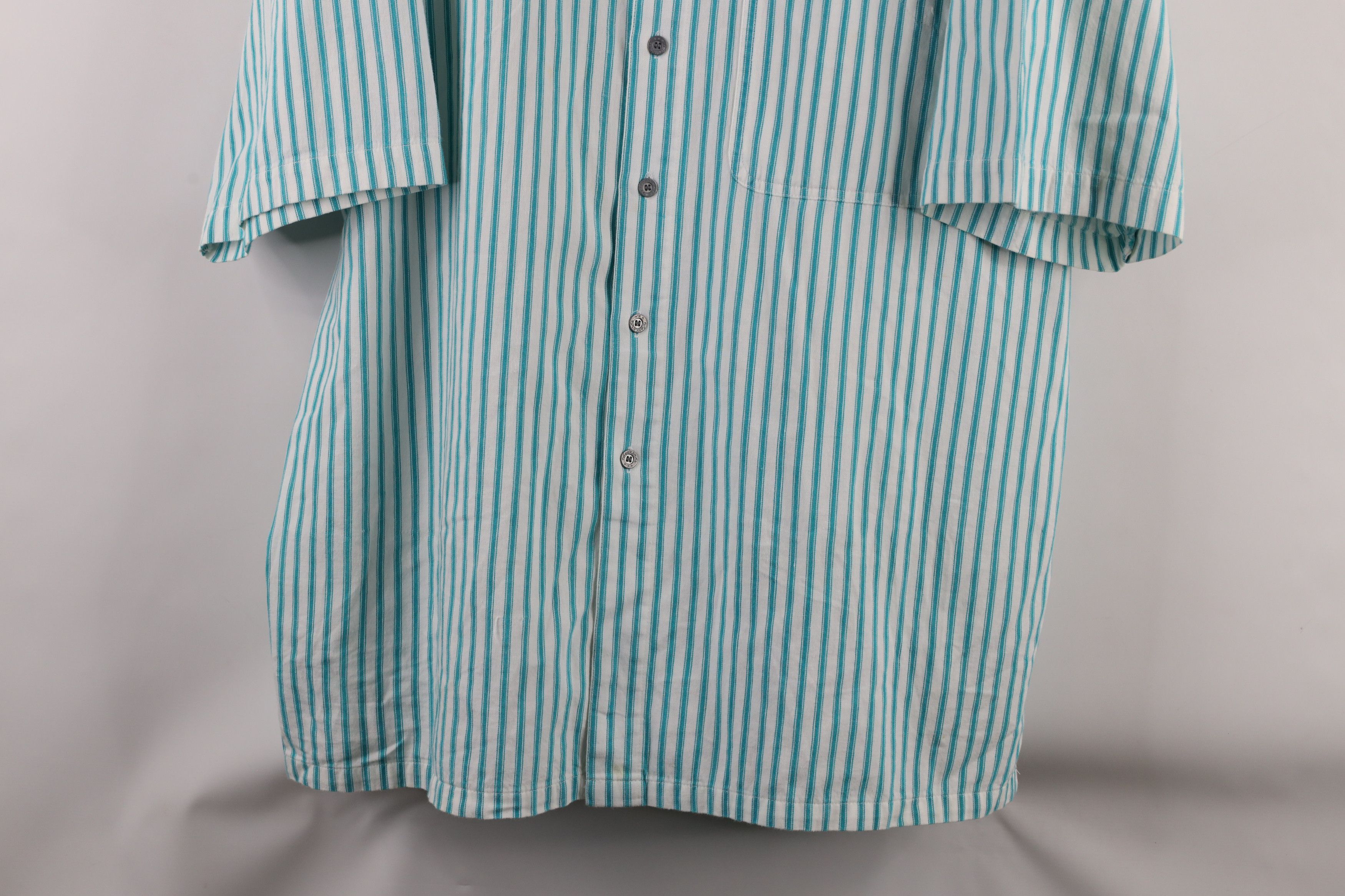 Vintage Vintage 90s Streetwear Short Sleeve Collared Button Shirt Size US XL / EU 56 / 4 - 3 Thumbnail