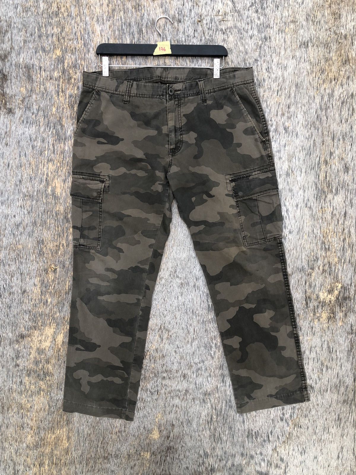 Japanese Brand Camouflage Cargo Multipocket Tactical Utility Pants W37xL37 Size US 37 - 1 Thumbnail