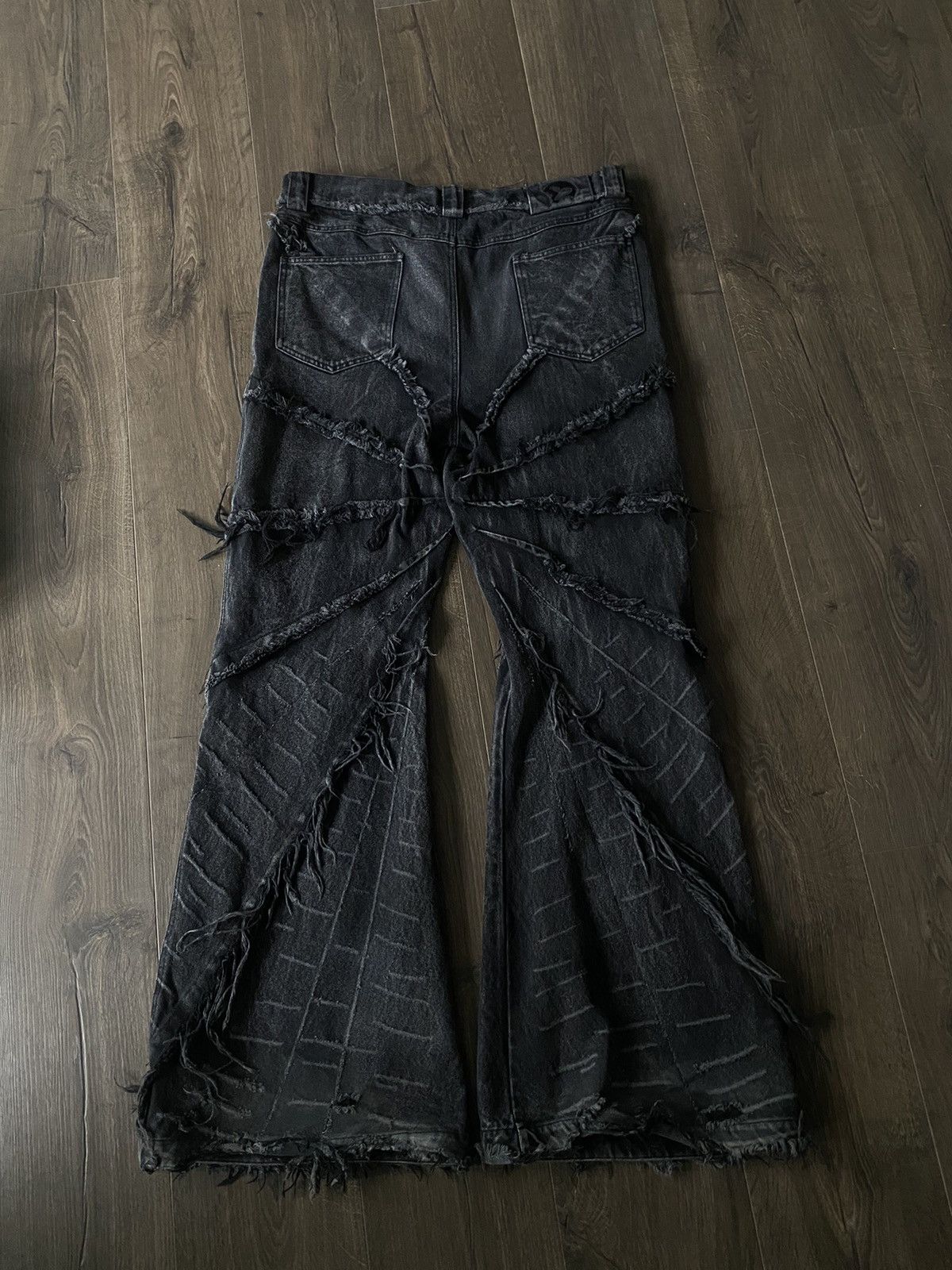 Japanese Brand Cyvist Spider Distressed Jeans Size US 36 / EU 52 - 2 Thumbnail