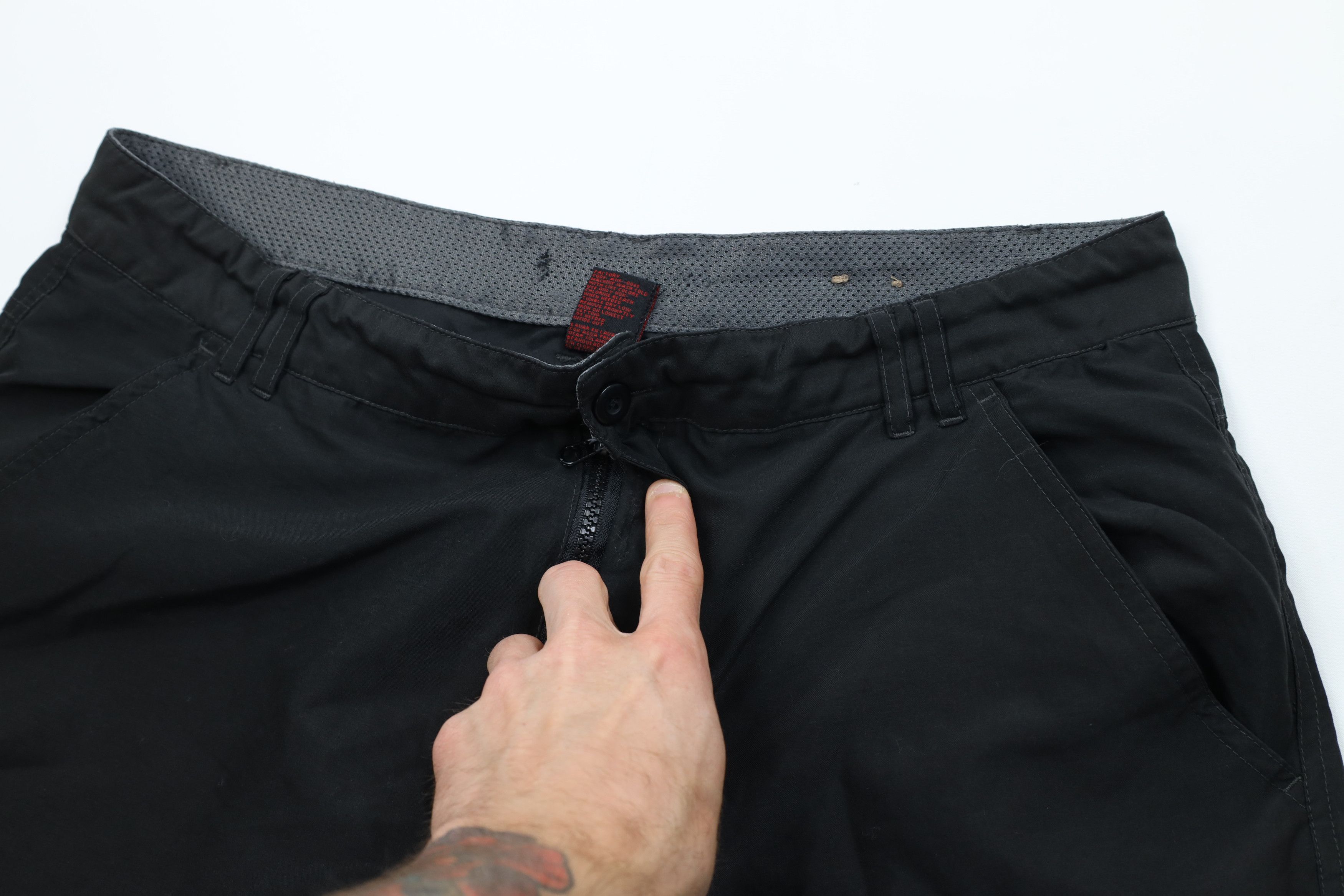 Vintage Vintage Y2K Streetwear Microfiber Cargo Shorts Skateboarding Size US 36 / EU 52 - 6 Thumbnail