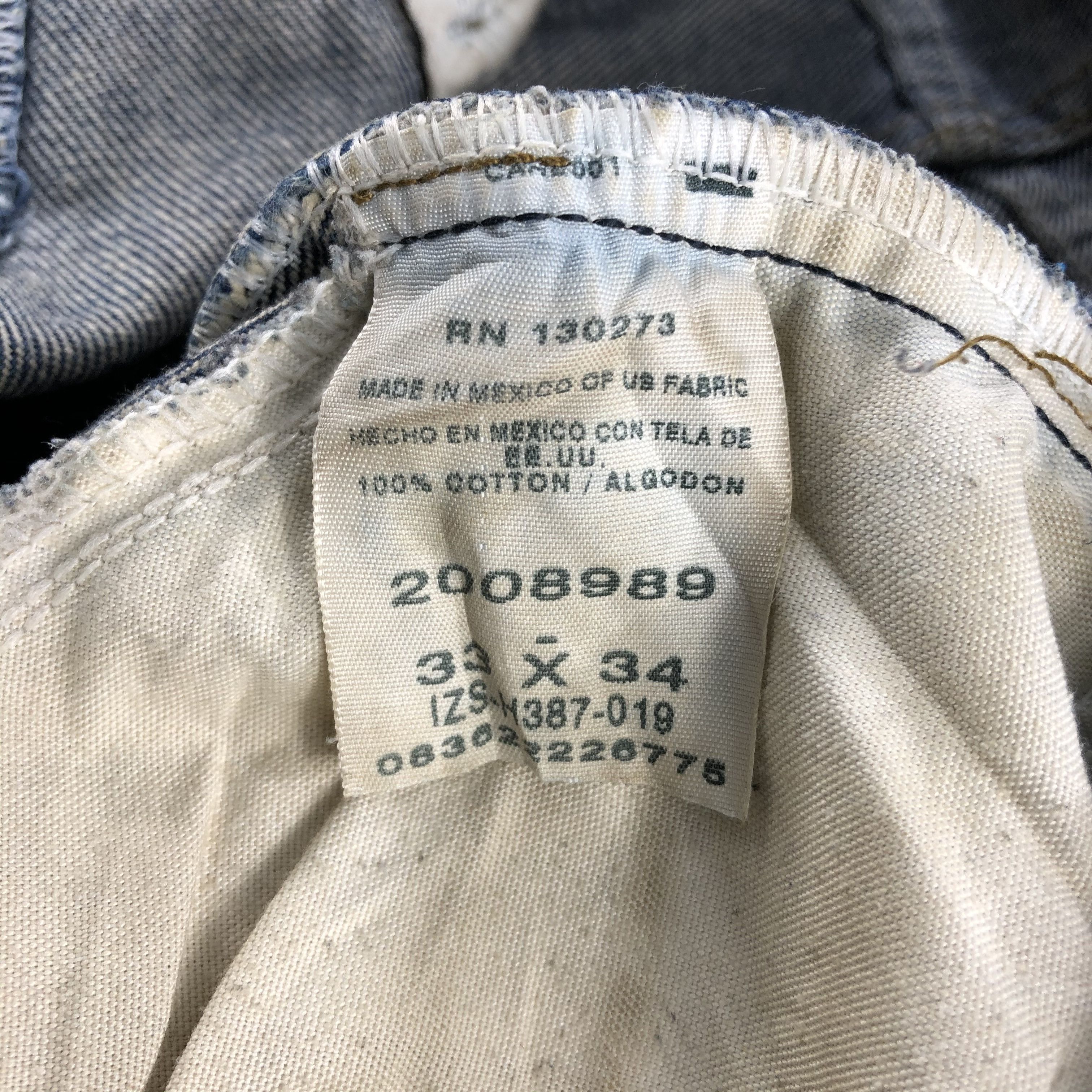 Lee Vintage Blue Wash Ripped Lee Jeans-J1664 Size US 33 - 12 Thumbnail