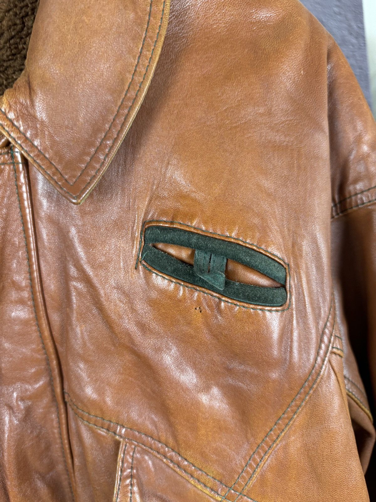 Vintage Dikarpa Italy vintage brown leather bomber jacket Size US XL / EU 56 / 4 - 9 Thumbnail