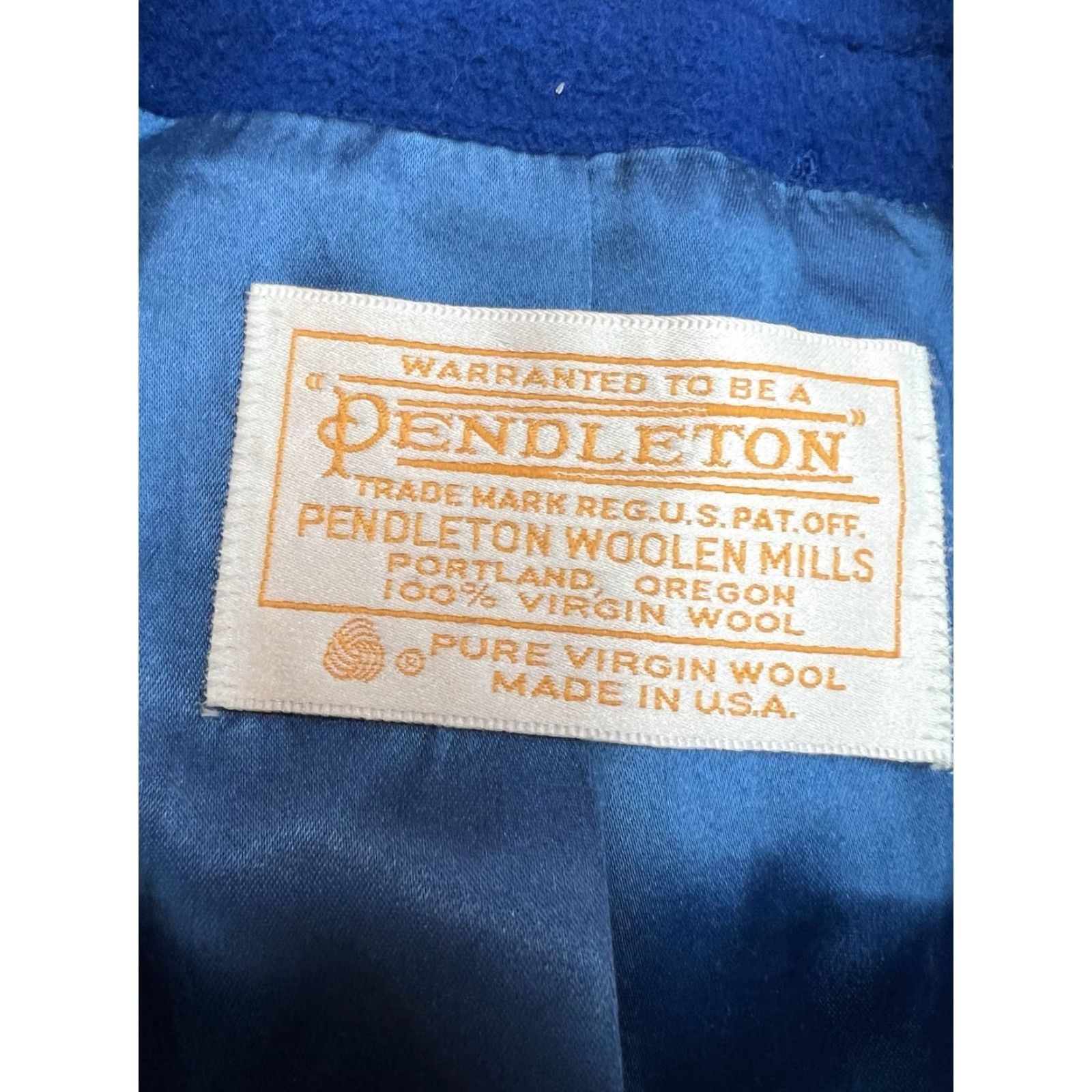Pendleton VINTAGE Pendleton Coat Blue 100% Wool Long Overcoat Women L Adult Size L Navy Blue 80s 90s Womens Size L / US 10 / IT 46 - 6 Thumbnail
