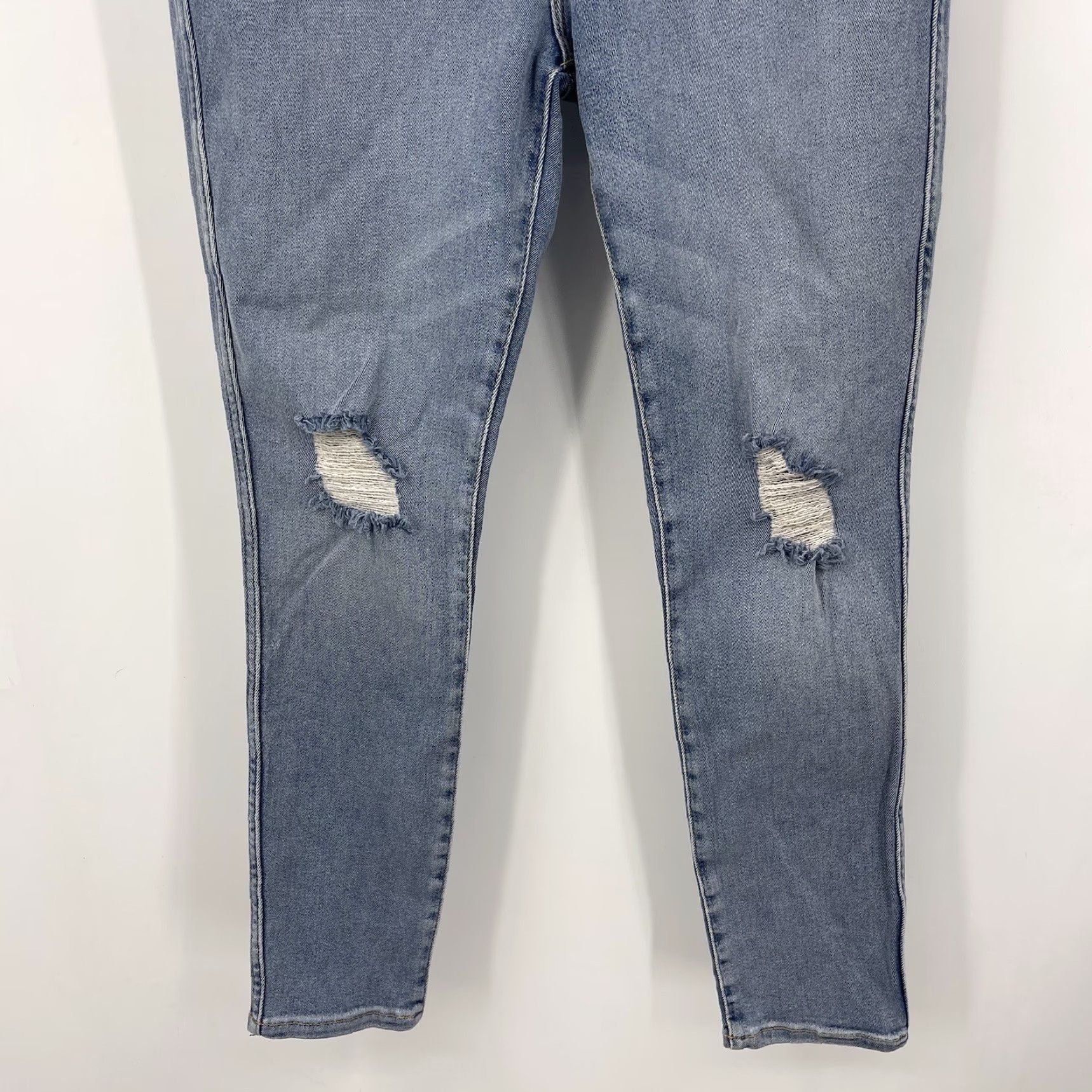 Good American Good American Jeans Womens 6 Distressed Stretch Mid Rise 5-Pocket Denim Blue 90s Style Straight Body: Curve Straight Girls Womens Size 28" / US 6 / IT 42 - 6 Thumbnail