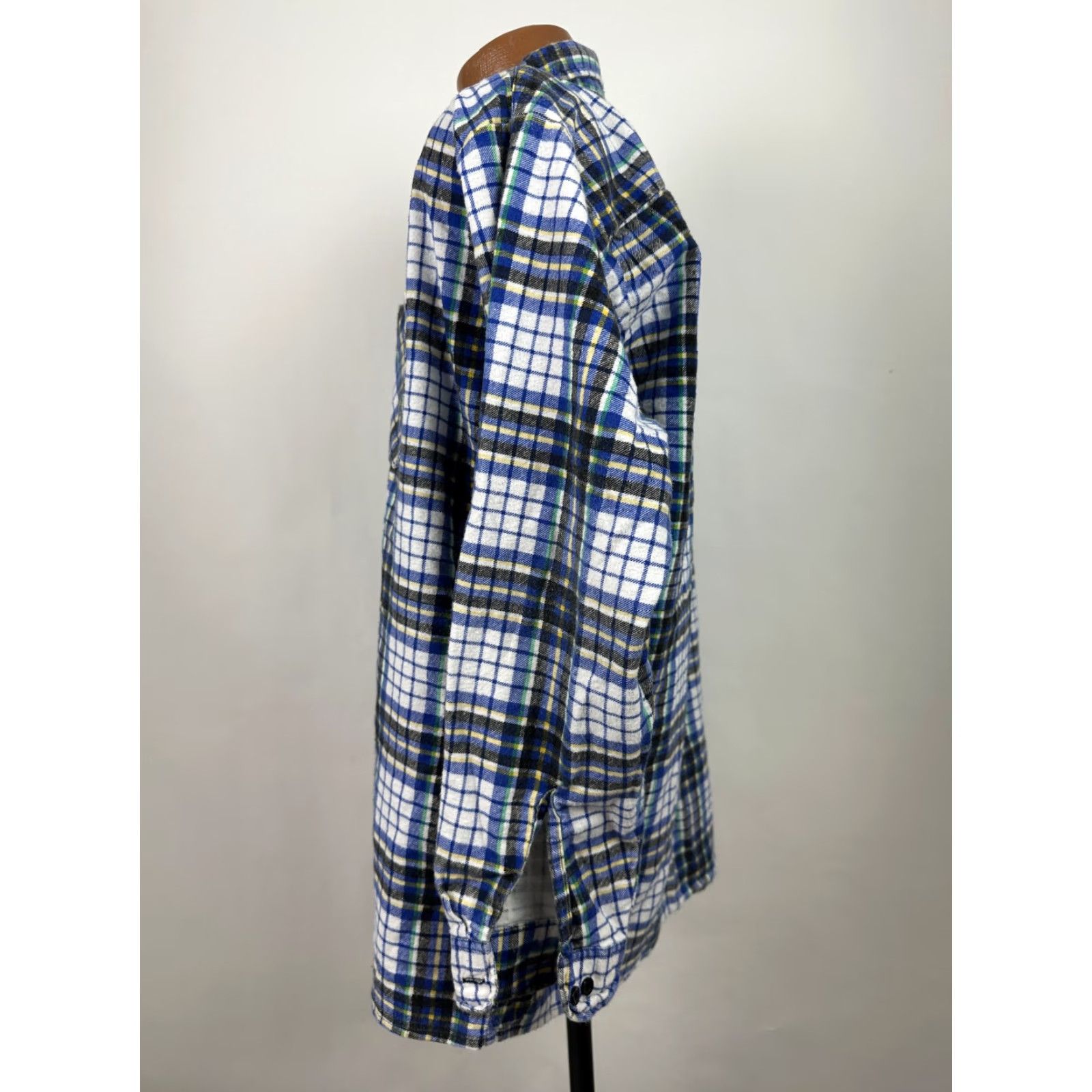 Vintage VINTAGE Saugatuck Flannel Shirt Men Large White Blue Plaid Button-Up Regular Fit 90s Grunge Size US L / EU 52-54 / 3 - 6 Thumbnail
