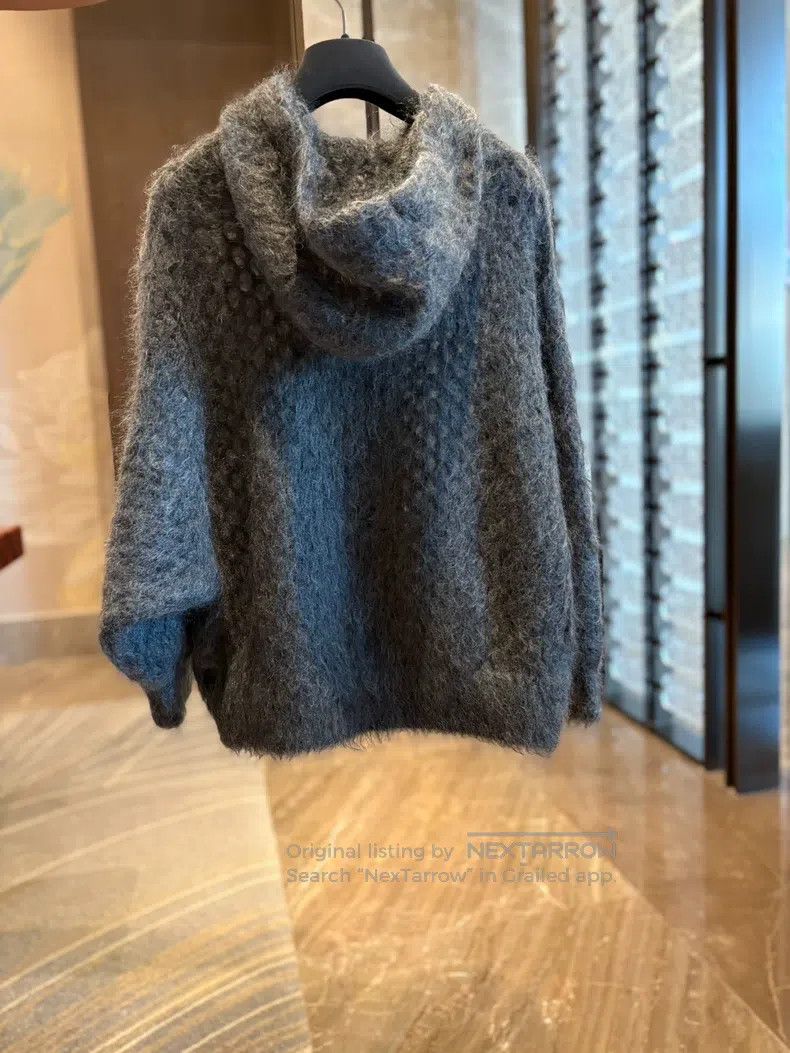 Brunello Cucinelli Brunello Cucinelli Beaded Knit Sweater Size XS / US 0-2 / IT 36-38 - 9 Thumbnail