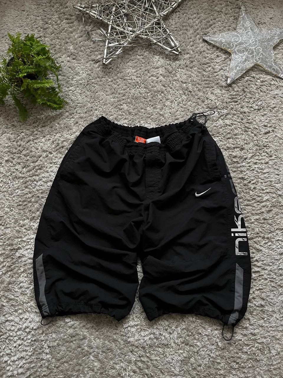 Nike × Vintage 00s Nike Shorts Vintage Streetwear Big Logo Rare Size US 36 / EU 52 - 2 Thumbnail