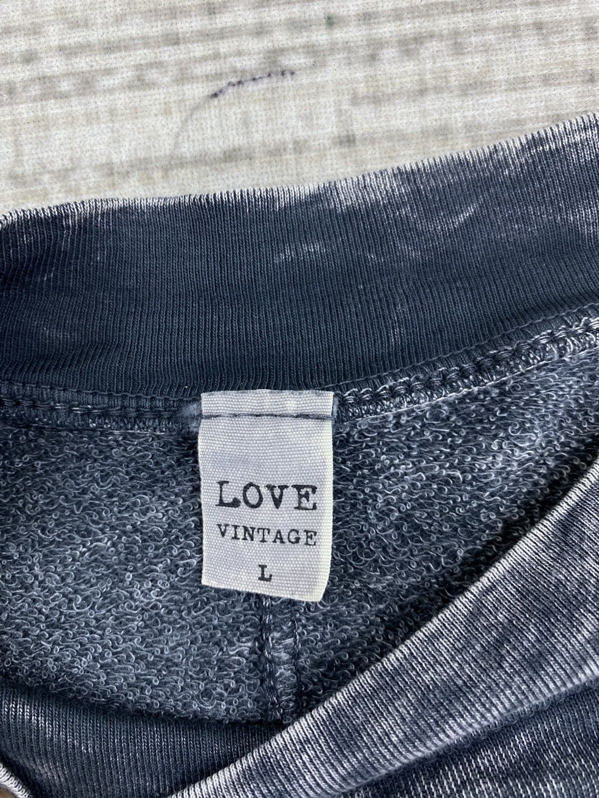 Japanese Brand × Vintage Love Vintage Acid Grey Tiger Printed Sweatshirt Size US XXL / EU 58 / 5 - 6 Thumbnail