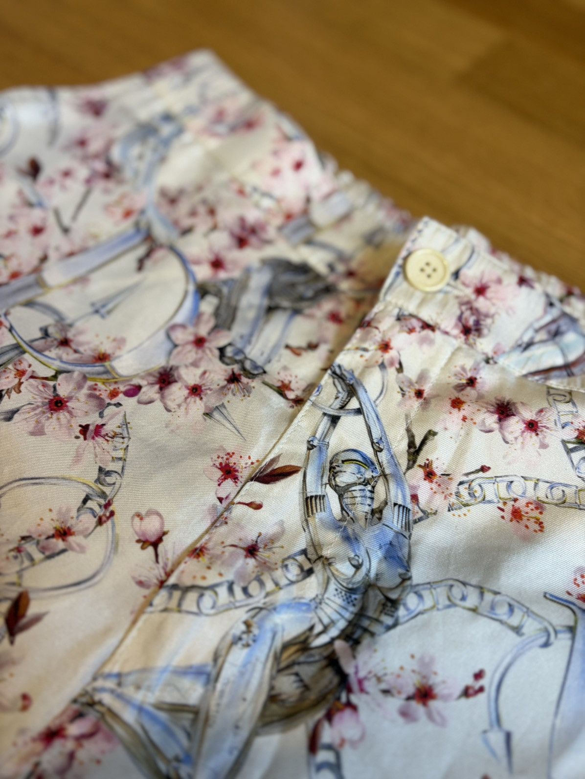 Dior Dior silk shorts Size US 30 / EU 46 - 4 Thumbnail