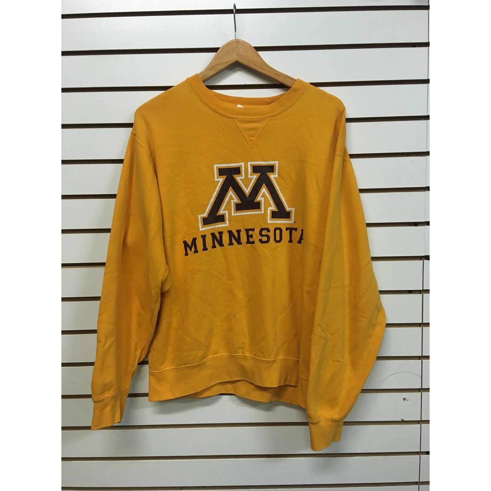 Gear For Sports Big Cotton Vintage Yellow good International Club Sweatshirt Large