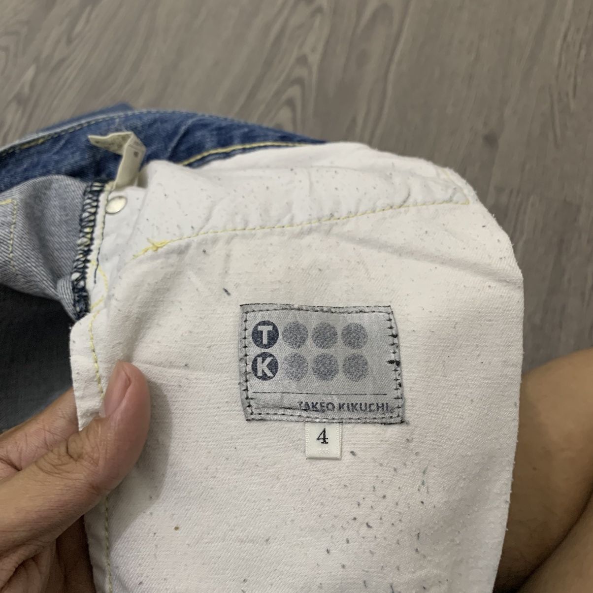 Takeo Kikuchi 🇯🇵TAKEO KIKUCHI Embroidered Fishh Japanese Motif Jeans🇯🇵 Size US 35 - 9 Thumbnail