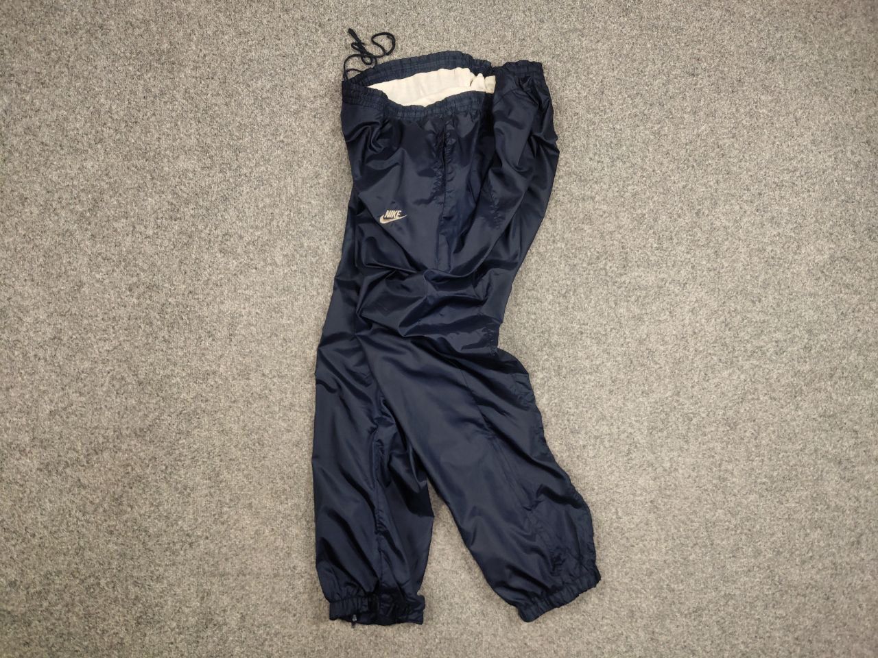 Nike Vintage 90s Nike Navy Nylon Track Pants Y2K Rare Retro Hype Size US 36 / EU 52 - 11 Thumbnail